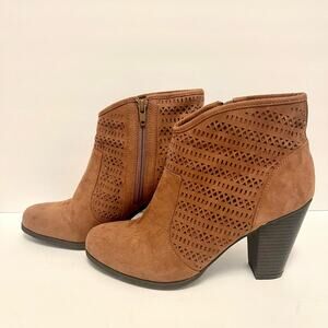 Tan Ankle Boots Side Zip Closure with Chunky Block Heels Size 9